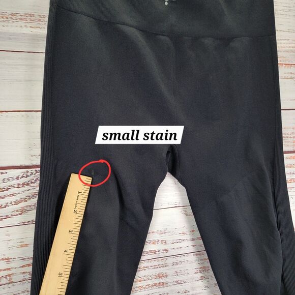 Fabletics Leggings Women Size S Black Sync Seamless High Waisted 7/8 Mesh Panel - Picture 8 of 10